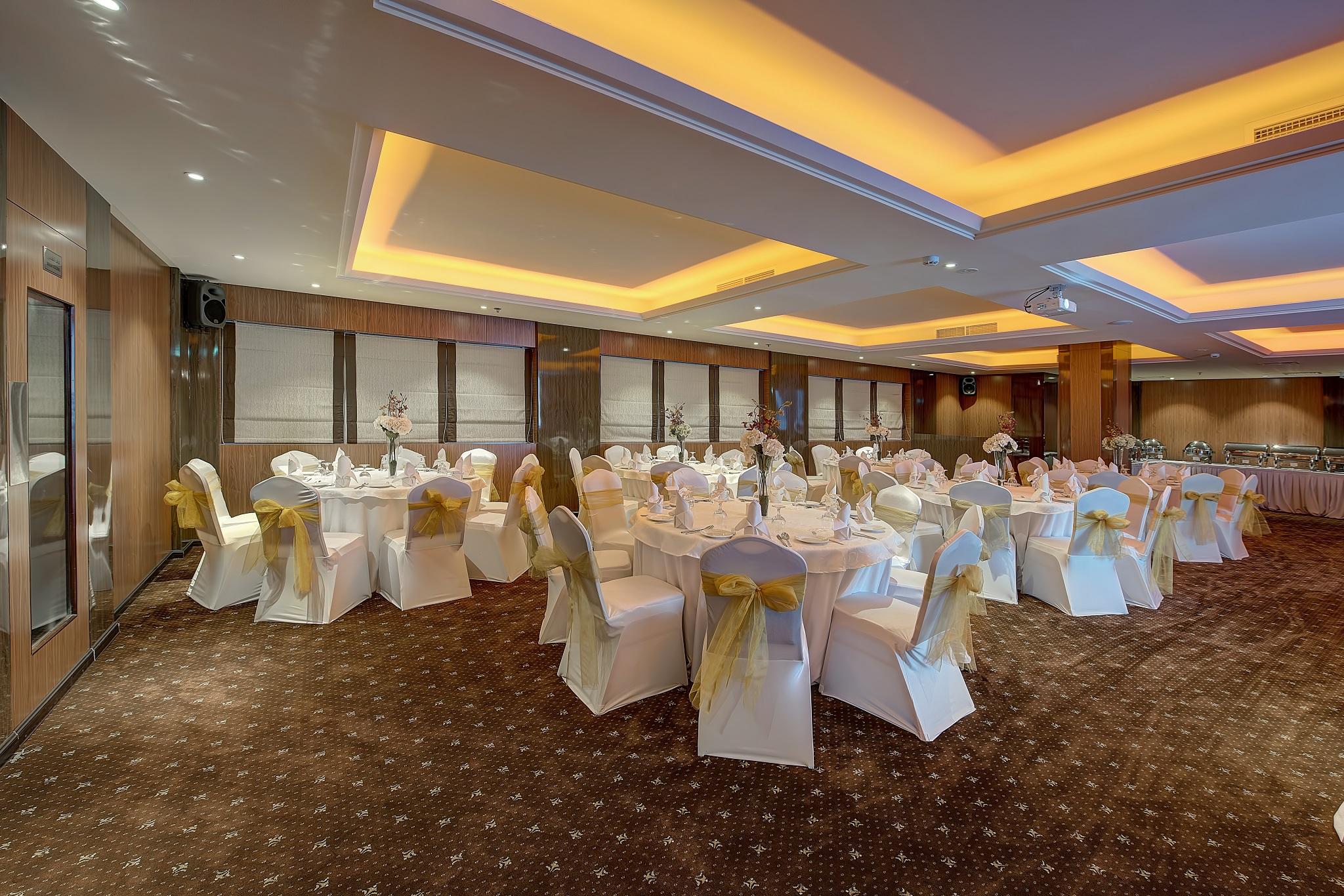 Omega Hotel Dubaj Kültér fotó