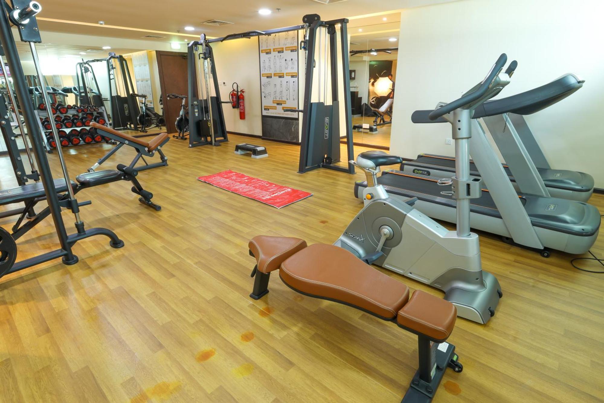 Omega Hotel Dubaj Kültér fotó