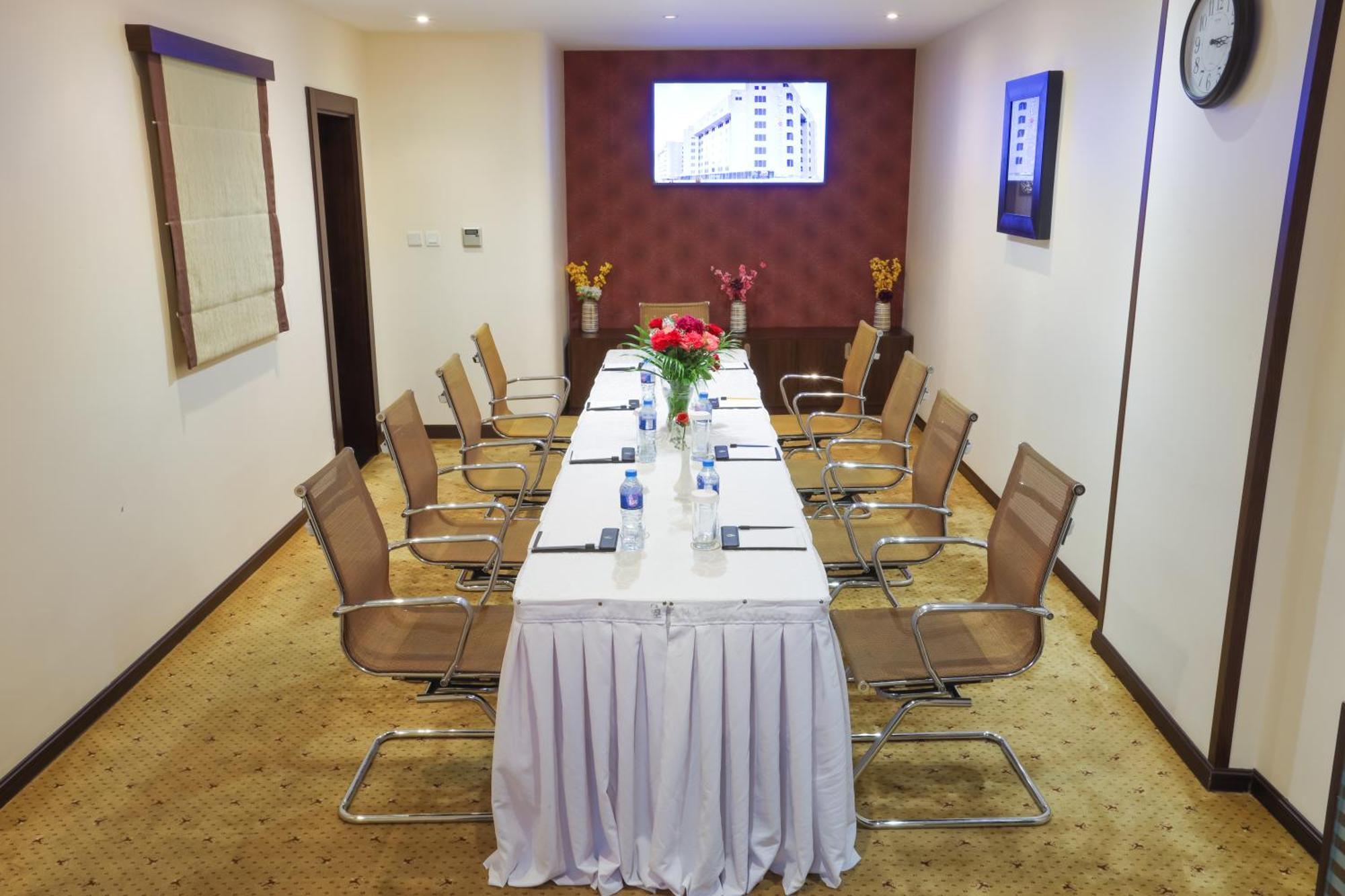 Omega Hotel Dubaj Kültér fotó