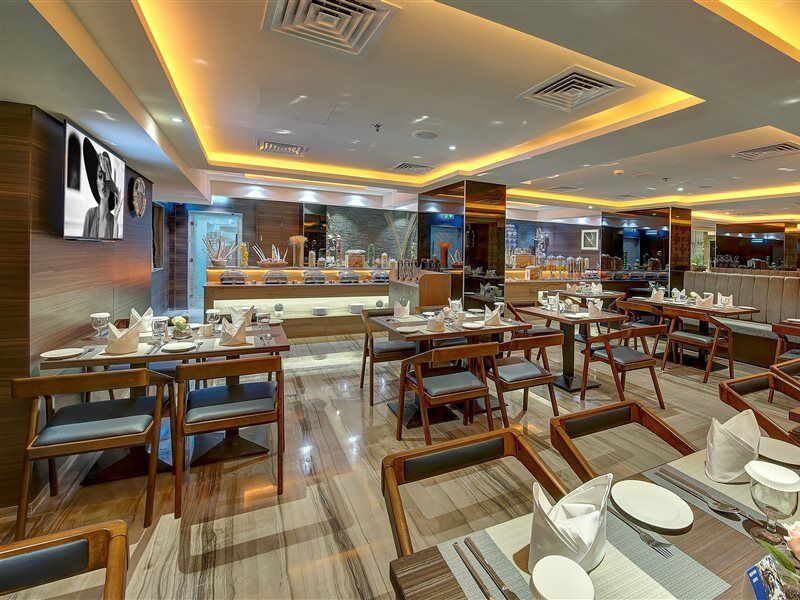 Omega Hotel Dubaj Kültér fotó